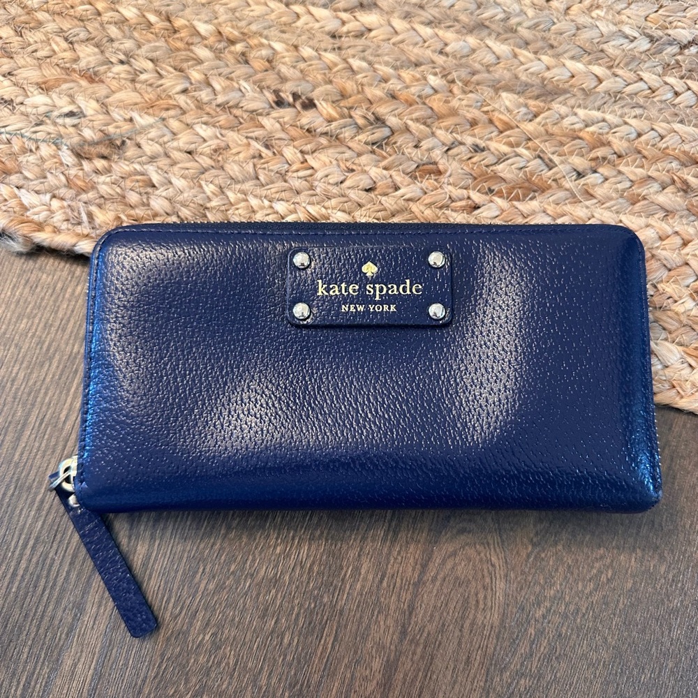 Kate Spade Navy Zipper Wallet